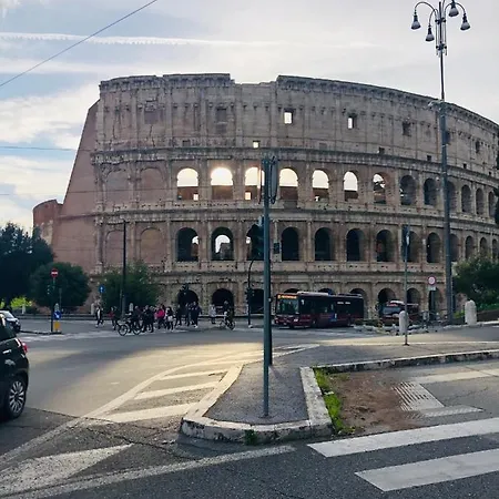 Antica Dalla Finestra Colosseo Ohana